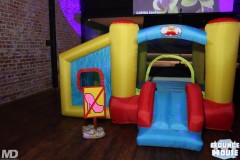 bouncehouse12-19-41
