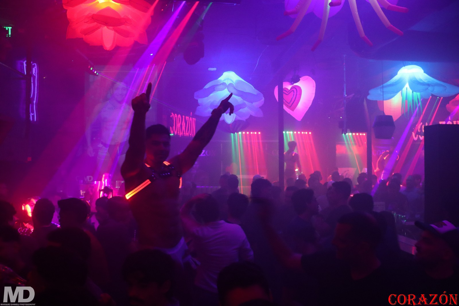 Clubpapicorazon9-25-193