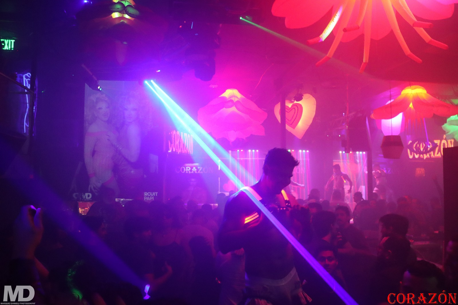 Clubpapicorazon9-25-200