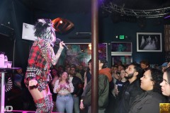 viewingparty2-20-252