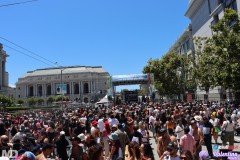 sfpridelatinstage6-28-134