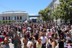 sfpridelatinstage6-28-136