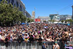 sfpridelatinstage6-28-344