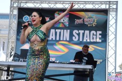 sfpridelatinstage6-28-440
