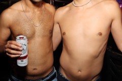 lickit11-23-200