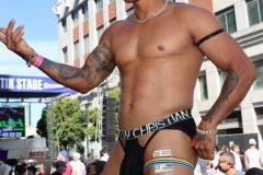 oaklandpridelatinstage9-7-192