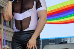 oaklandpridelatinstage9-7-464