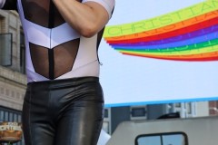 oaklandpridelatinstage9-7-465