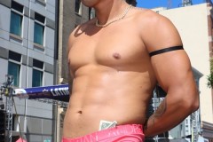 oaklandpridelatinstage9-7-53