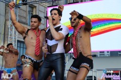 oaklandpridelatinstage9-7-554