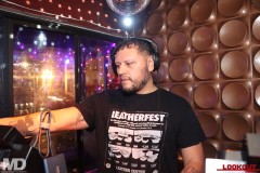 WinterOnesieParty11-15-10